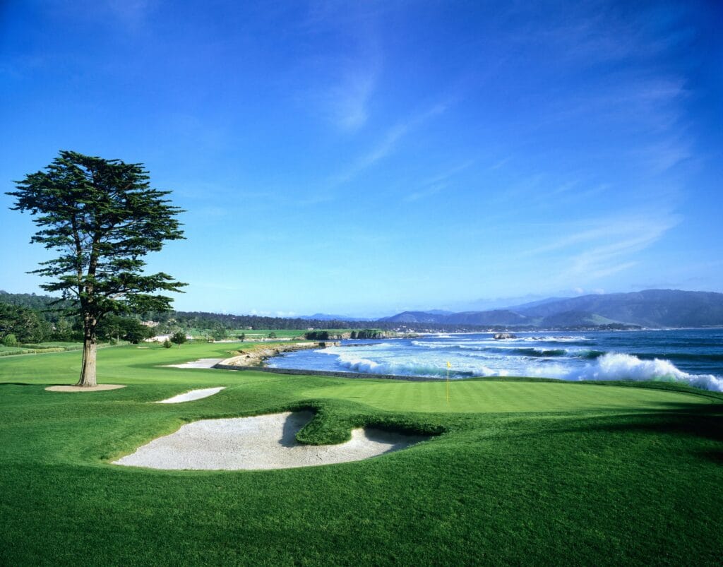 golf+pebble+beach+hole+18+golf+tournament+holiday